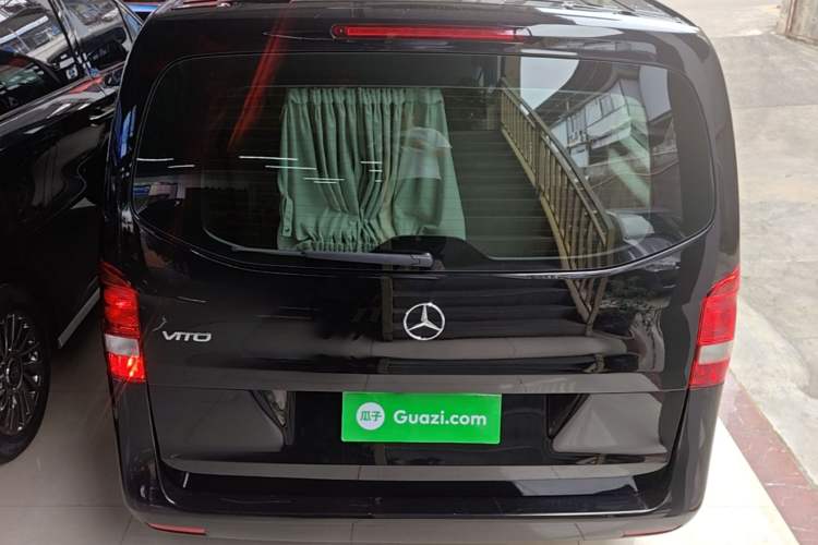 Used Mercedes-Benz Vito 2021 2.0T Elite Version 7 Seats Rear