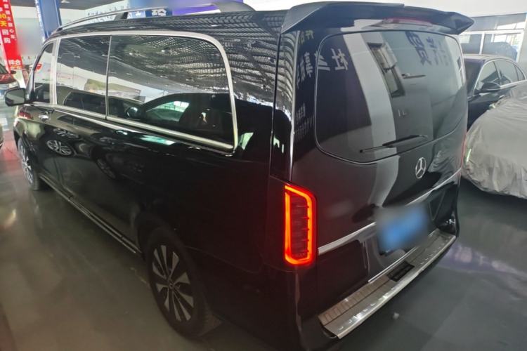 Used Mercedes-Benz Vito 2021 2.0T Elite Version 7 Seats Rear Left 45 Deg