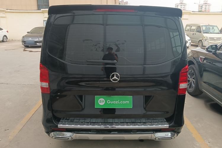 Used Mercedes-Benz Vito 2021 2.0T Elite Version 7 Seats Rear