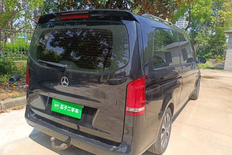 Used Mercedes-Benz Vito 2021 2.0T Elite Version 7 Seats Rear Right 45 Deg