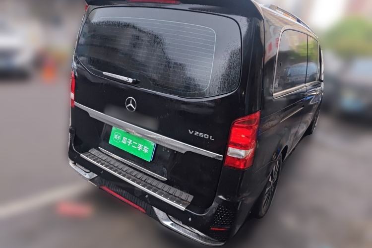 Used Mercedes-Benz Vito 2021 2.0T Elite Version 7 Seats Rear Right 45 Deg