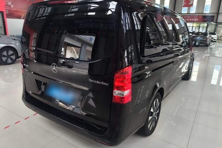 Used Mercedes-Benz Vito 2021 2.0T Elite Version 7 Seats Rear Right 45 Deg