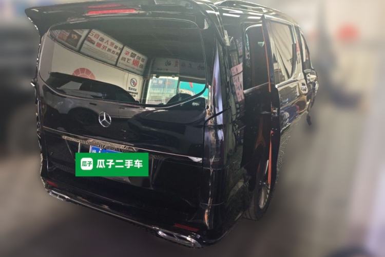 Used Mercedes-Benz Vito 2021 2.0T Elite Version 7 Seats Rear Right 45 Deg