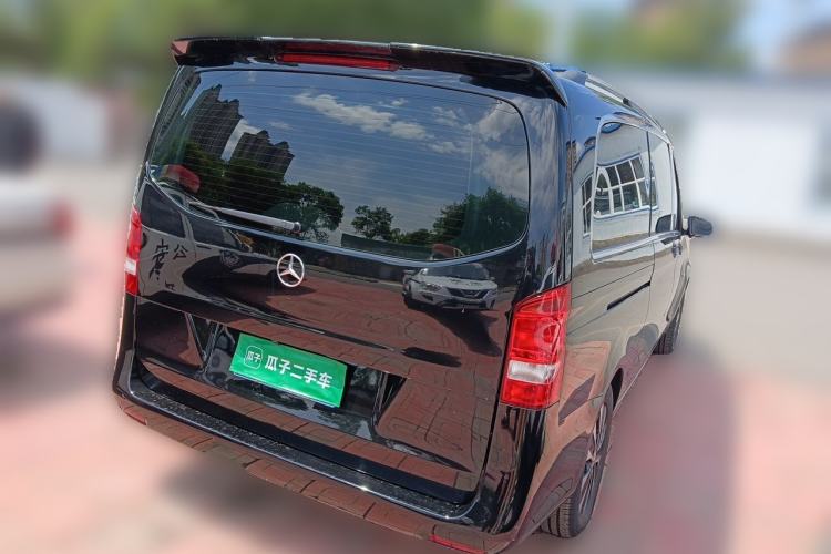 Used Mercedes-Benz Vito 2021 2.0T Elite Version 7 Seats Rear Right 45 Deg