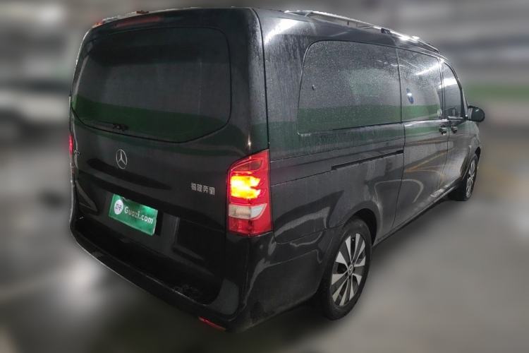 Used Mercedes-Benz Vito 2021 2.0T Elite Version 9 Seats Rear Right 45 Deg