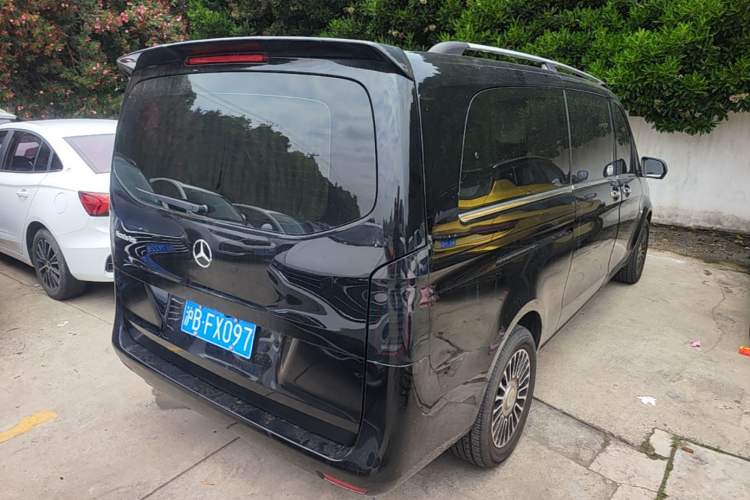Used Mercedes-Benz Vito 2021 2.0T Elite Version 7 Seats Rear Right 45 Deg