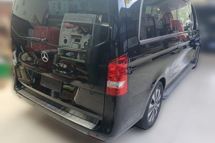 Used Mercedes-Benz Vito 2021 2.0T Elite Version 7 Seats Rear Right 45 Deg