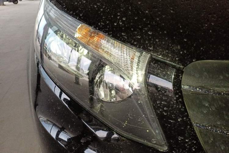 Used Mercedes-Benz Vito 2021 2.0T Elite Version 7 Seats Right Front Headlight
