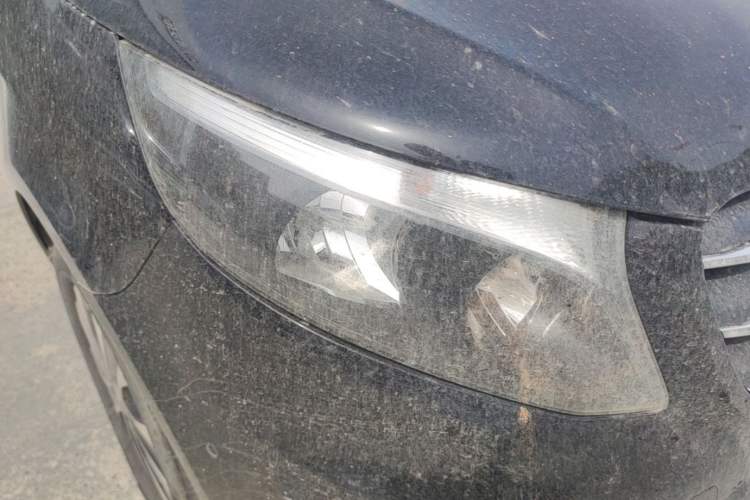 Used Mercedes-Benz Vito 2021 2.0T Business Version 7 Seats Right Front Headlight
