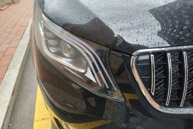 Used Mercedes-Benz Vito 2021 2.0T Business Version 7 Seats Right Front Headlight
