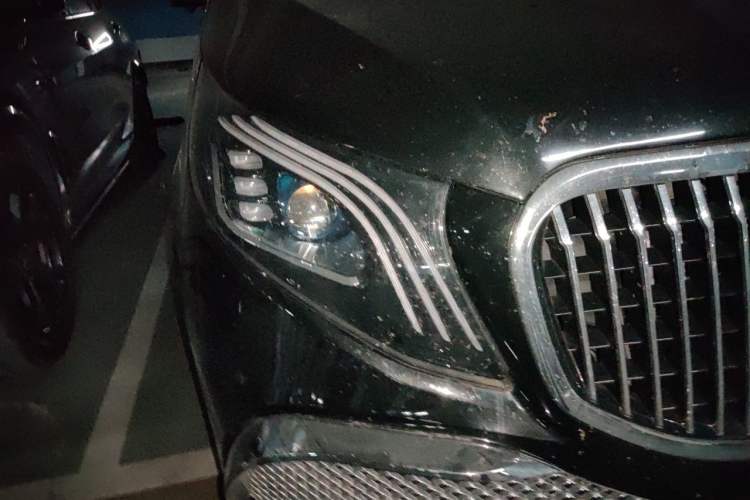 Used Mercedes-Benz Vito 2021 2.0T Business Version 7 Seats Right Front Headlight