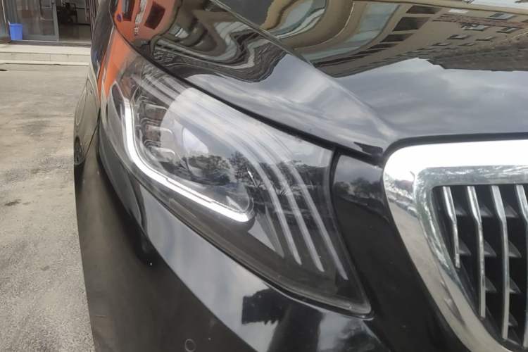 Used Mercedes-Benz Vito 2021 2.0T Business Version 7 Seats Right Front Headlight