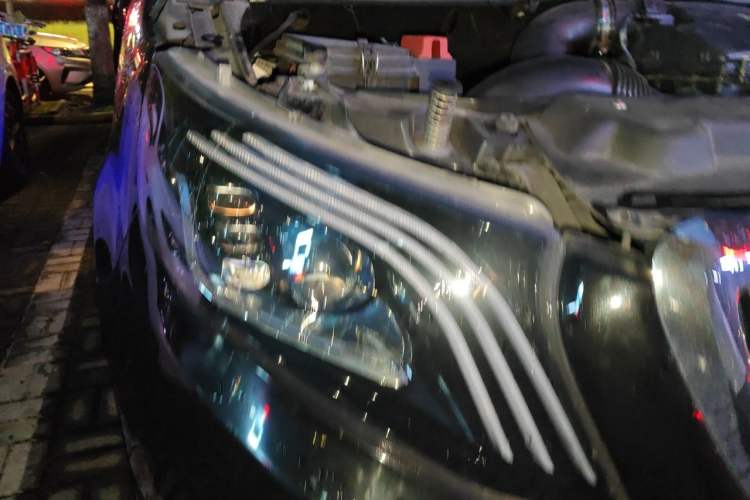 Used Mercedes-Benz Vito 2021 2.0T Business Version 7 Seats Right Front Headlight