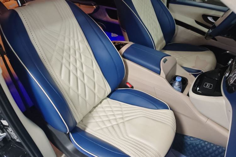 Used Mercedes-Benz Vito 2021 2.0T Business Version 7 Seats Right Front Seat