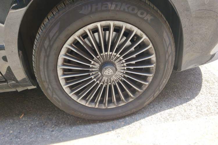 Used Mercedes-Benz Vito 2021 2.0T Elite Version 7 Seats Right Front Wheel Hub