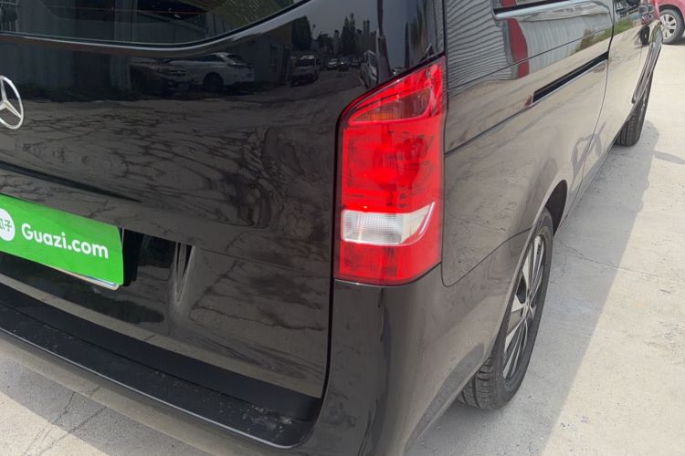 Used Mercedes-Benz Vito 2021 2.0T Elite Version 7 Seats Right Rear Taillight