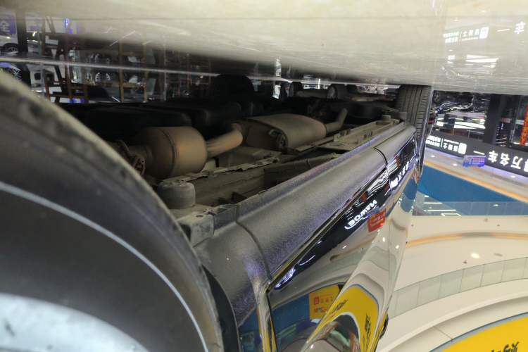 Used Mercedes-Benz Vito 2021 2.0T Business Version 7 Seats Right Side Sill