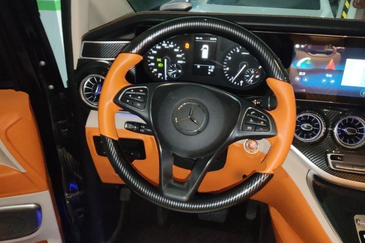 Used Mercedes-Benz Vito 2021 2.0T Business Version 7 Seats Steering Wheel