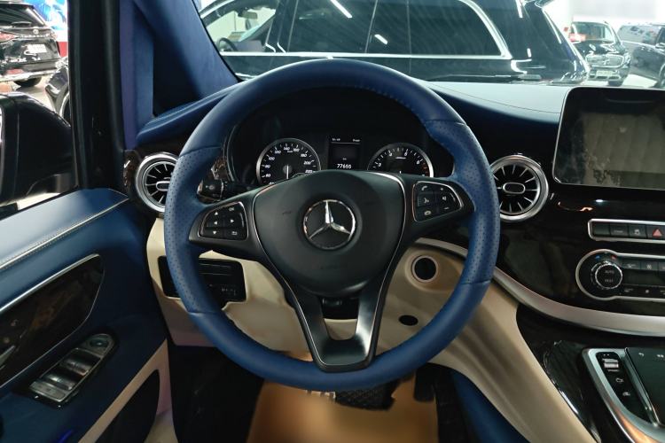 Used Mercedes-Benz Vito 2021 2.0T Business Version 7 Seats Steering Wheel