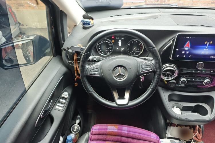 Used Mercedes-Benz Vito 2021 2.0T Business Version 9 Seats Steering Wheel
