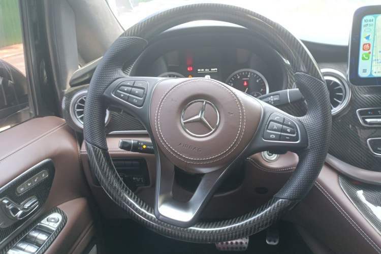 Used Mercedes-Benz Vito 2021 2.0T Business Version 7 Seats Steering Wheel