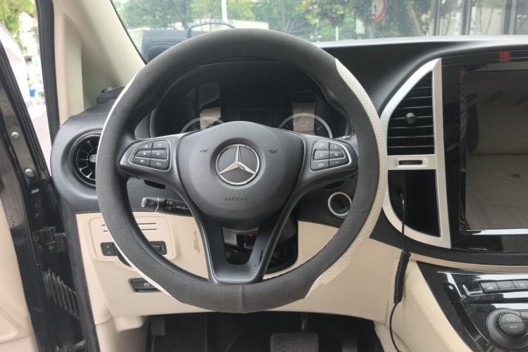 Used Mercedes-Benz Vito  Steering Wheel