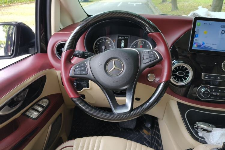 Used Mercedes-Benz Vito 2021 2.0T Business Version 7 Seats Steering Wheel