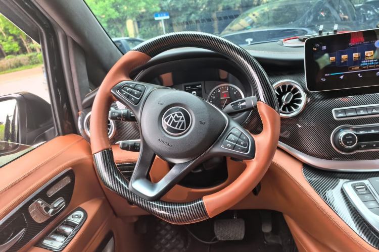 Used Mercedes-Benz Vito 2021 2.0T Business Version 7 Seats Steering Wheel