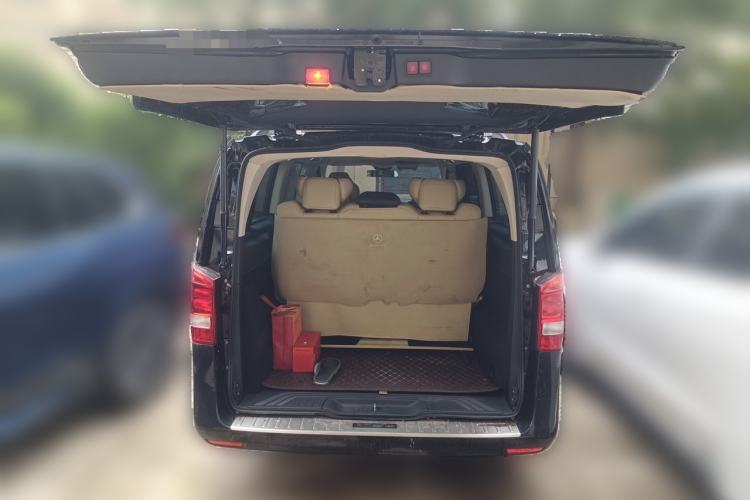 Used Mercedes-Benz Vito 2021 2.0T Elite Version 7 Seats Trunk