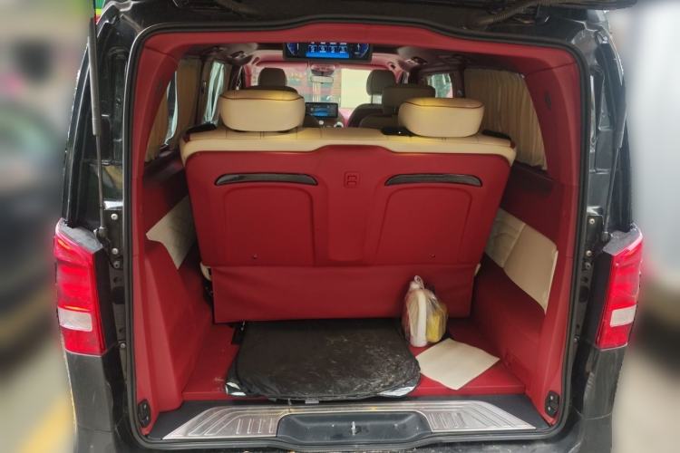 Used Mercedes-Benz Vito  Trunk