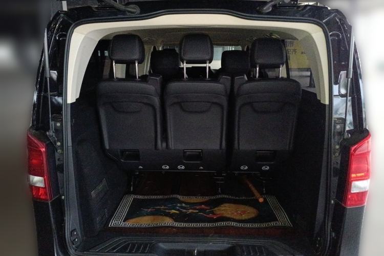 Used Mercedes-Benz Vito 2021 2.0T Elite Version 7 Seats Trunk