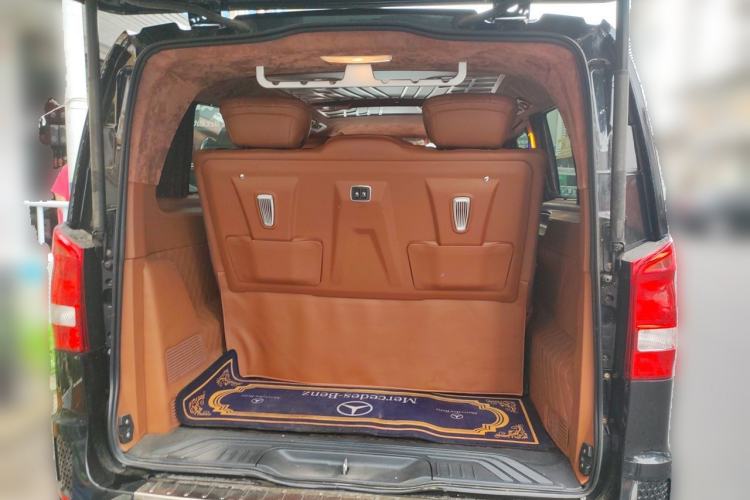 Used Mercedes-Benz Vito 2021 2.0T Elite Version 7 Seats Trunk