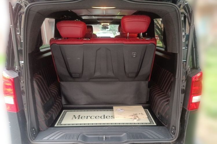 Used Mercedes-Benz Vito 2021 2.0T Elite Version 7 Seats Trunk