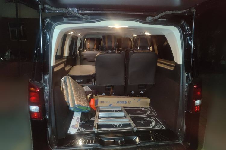Used Mercedes-Benz Vito 2021 2.0T Business Version 7 Seats Trunk