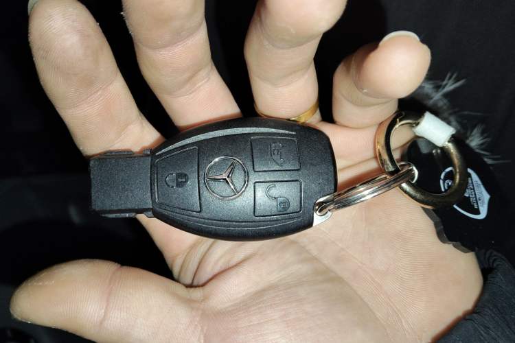 Used Mercedes-Benz Vito 2021 2.0T Business Version 7 Seats Vehicle Key