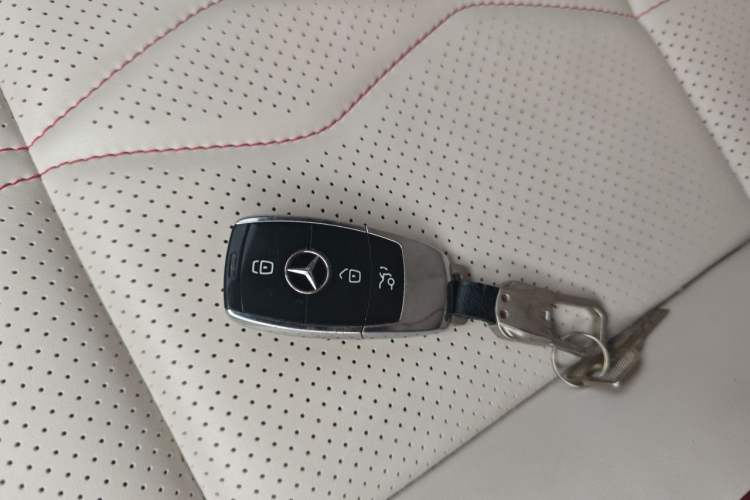 Used Mercedes-Benz Vito  Vehicle Key