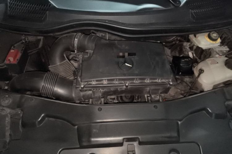 Used Mercedes-Benz Vito 2021 2.0T Business Version 7 Seats Engine Bay