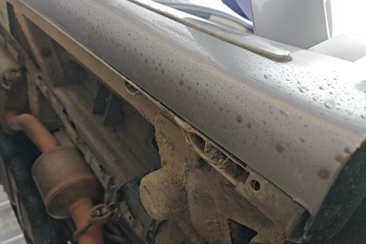 Used Mercedes-Benz Vito 2021 2.0T Business Version 7 Seats Right Side Sill