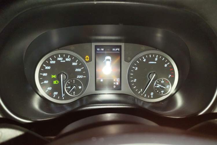 Used Mercedes-Benz Vito 2021 2.0T Business Version 7 Seats Instrument Cluster