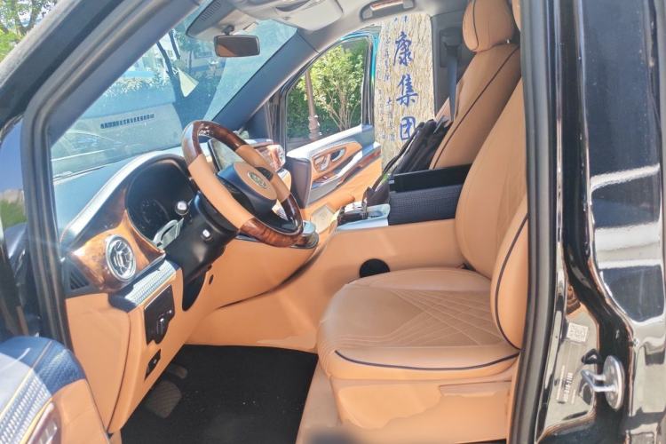 Used Mercedes-Benz Vito  Left Front Seat