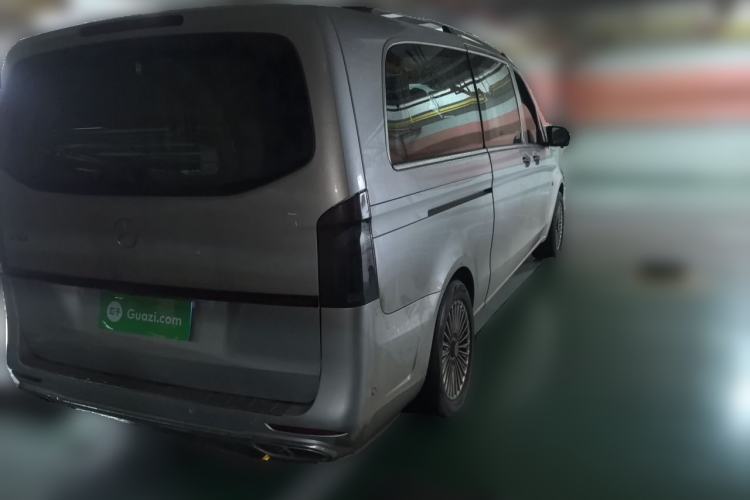 Used Mercedes-Benz Vito 2021 2.0T Elite Version 7 Seats Rear Right 45 Deg