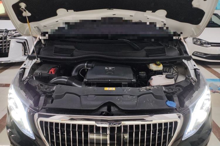 Used Mercedes-Benz Vito 2021 2.0T Elite Version 7 Seats Engine Bay