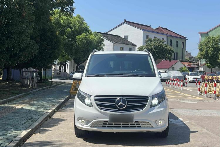 Used Mercedes-Benz Vito 2021 2.0T Elite Version 7 Seats Exterior 1