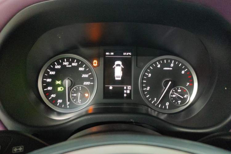 Used Mercedes-Benz Vito 2021 2.0T Elite Version 7 Seats Instrument Cluster