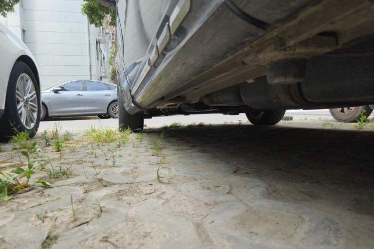 Used Mercedes-Benz Vito  Chassis Rear Left