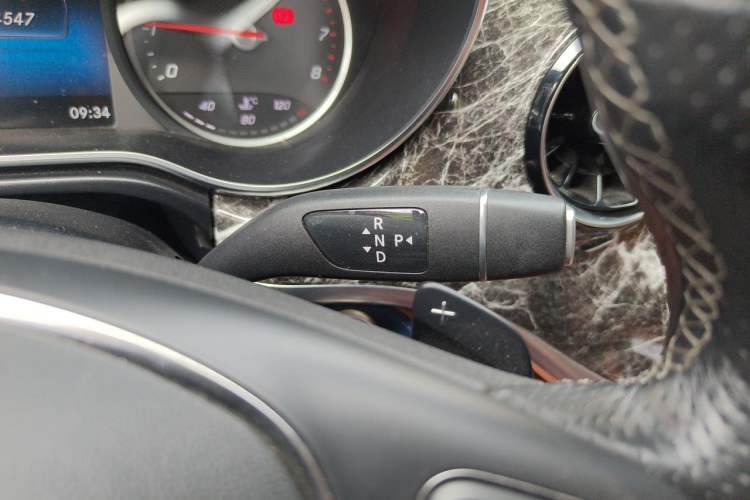 Used Mercedes-Benz Vito  Gear Lever