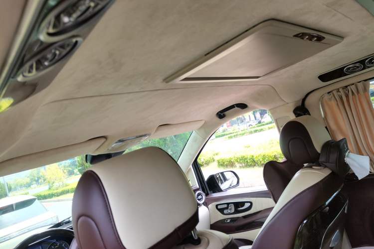 Used Mercedes-Benz Vito  Headliner