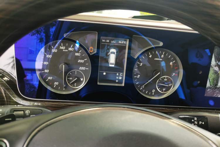 Used Mercedes-Benz Vito  Instrument Cluster