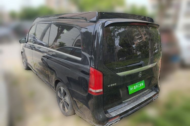 Used Mercedes-Benz Vito  Rear Left 45 Deg