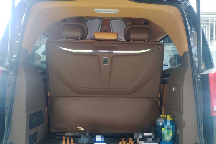 Used Mercedes-Benz Vito  Trunk